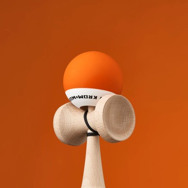 Kendama Krom Pop Rubber Orange